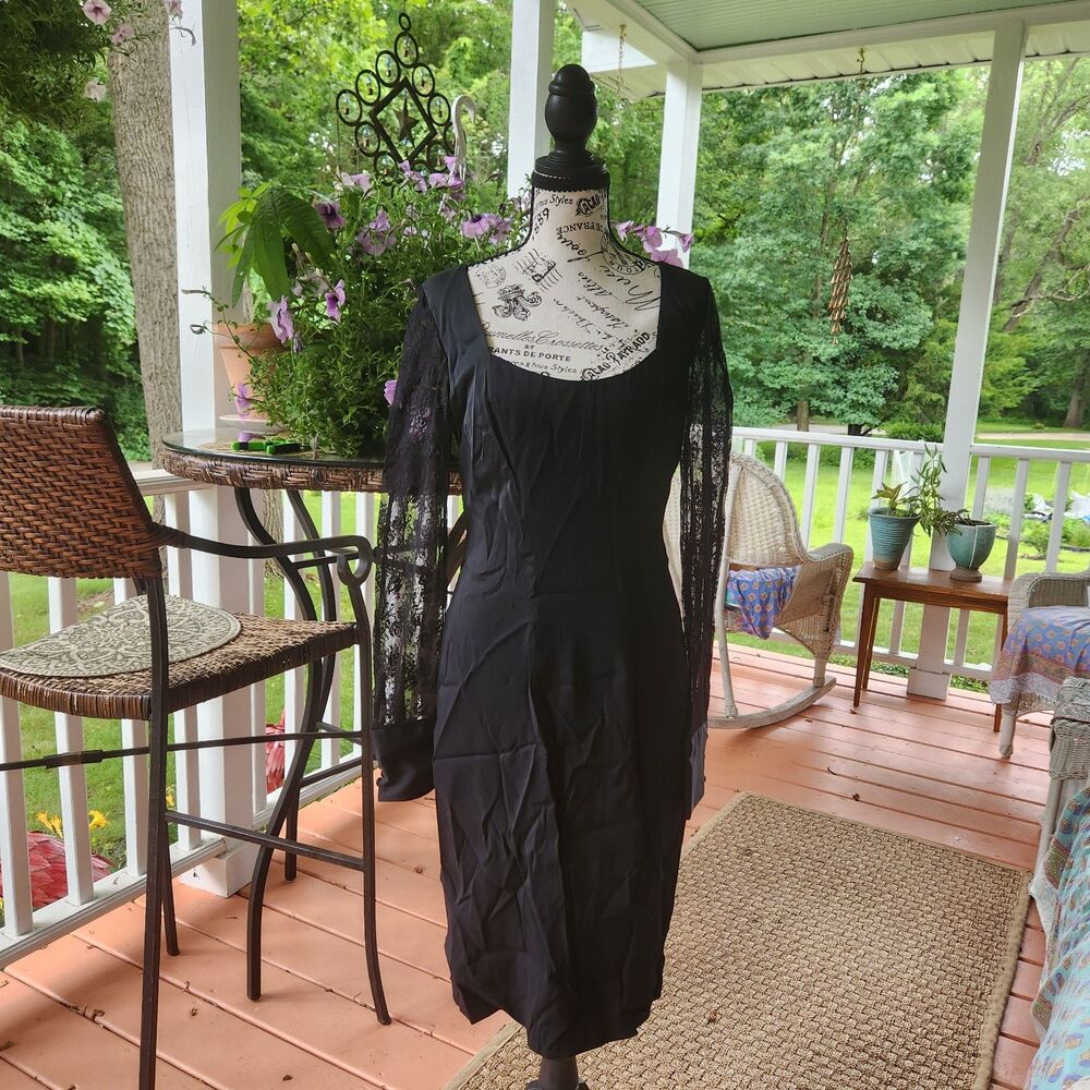 Gio Guerreri Black Dress, Lace Sleeve with French Button Cuff, Sz 44 Italy